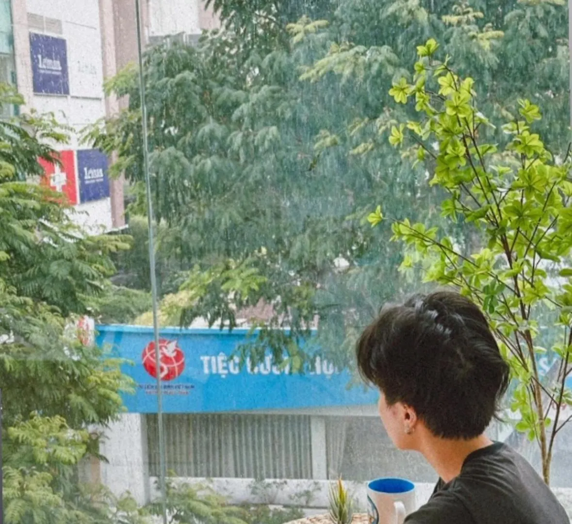 Mat Tien Quan 3 - Nha Kinh View Dep - Co Thang May Ho Chi Minh City Apartment